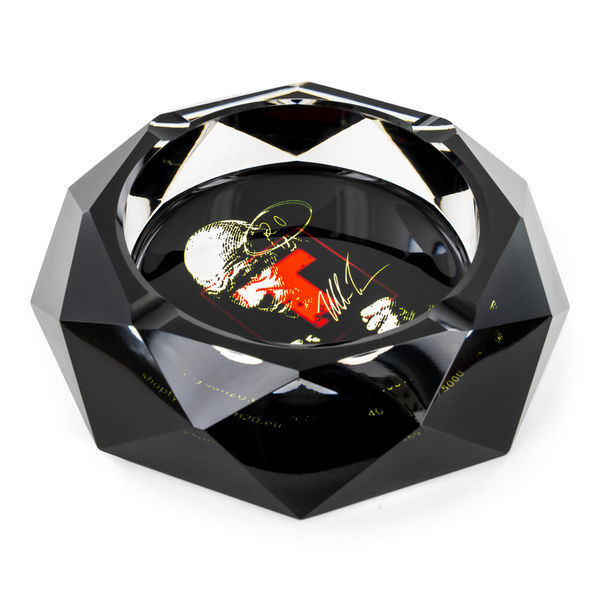Diamond Cut -tuhkakuppi, musta (TYSON 2.0)