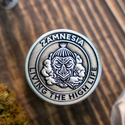 High Life -metallinen grinderi (Zamnesia)