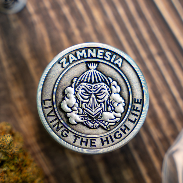 High Life -metallinen grinderi (Zamnesia)