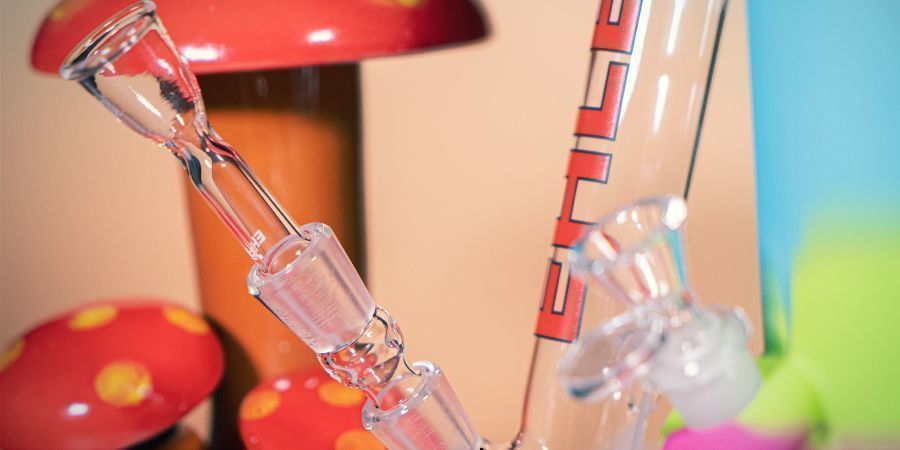 Borosilicate-lasibongit verrattuna muihin bongeihin Borosilicate Glass Bongs Compared To Other Bongs