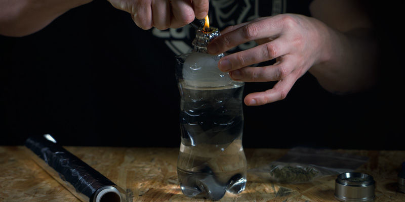 DIY painovoimabongi DIY gravity bong
