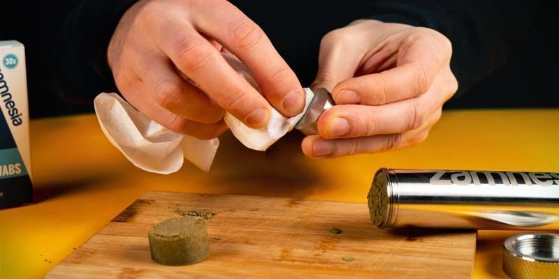Kuinka puhdistaa pollen press Kuinka puhdistaa pollen press