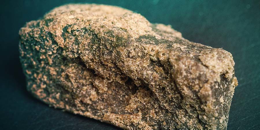 Kannabisuute: siitepölyhash