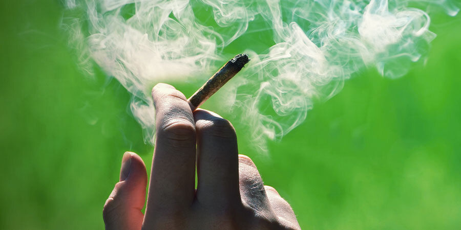 Jointit, bluntit ja spliffit Jointit, bluntit ja spliffit