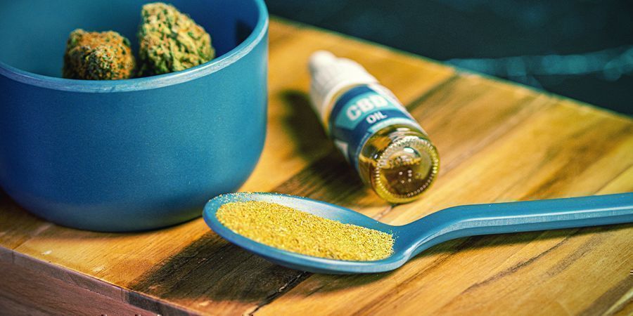 Näin teet e-nesteitä CBD:llä, kannalla, damianalla ja muilla ainesosilla HOW TO MAKE E-JUICES WITH CBD, KANNA, DAMIANA, AND OTHER INGREDIENTS