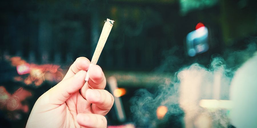 Etsitkö Amsterdamin parhaita coffeeshopeja? Etsitkö Amsterdamin parhaita coffeeshopeja?