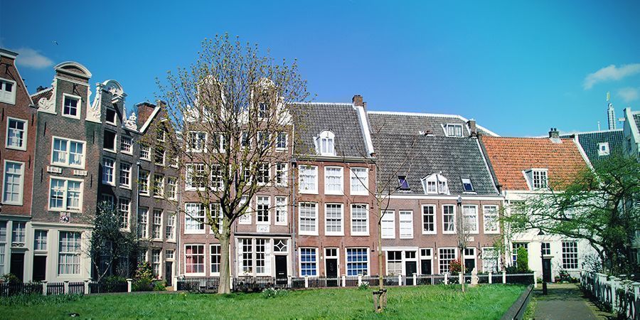 Sisäpihat Amsterdamin smoke spotit: sisäpihat