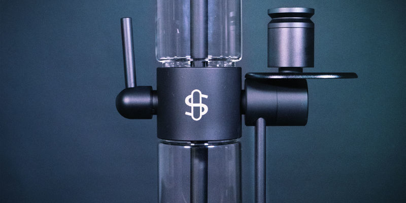 St&uuml;ndenglass: Bringing Smoking To New Levels
