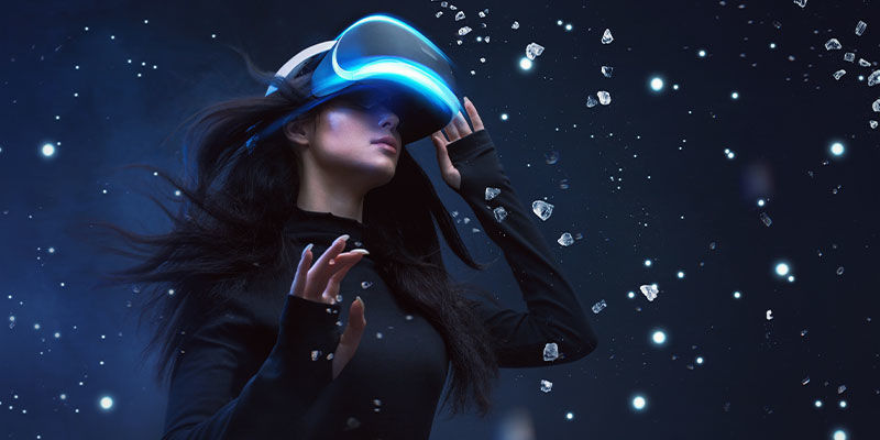 Mitä on VR/virtuaalitodellisuus? Mitä on VR/virtuaalitodellisuus?