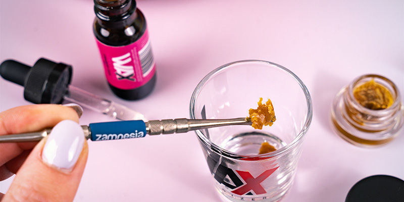 Sekoita tiiviste Wax Liquidizerin kanssa Sekoita tiiviste Wax Liquidizerin kanssa