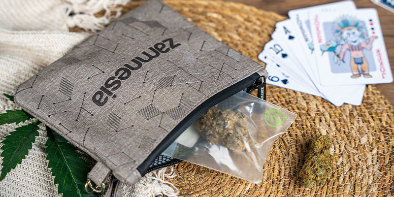 Kannabisvälineet minimalistiselle pilvenpolttajalle Kannabisvälineet minimalistiselle pilvenpolttajalle