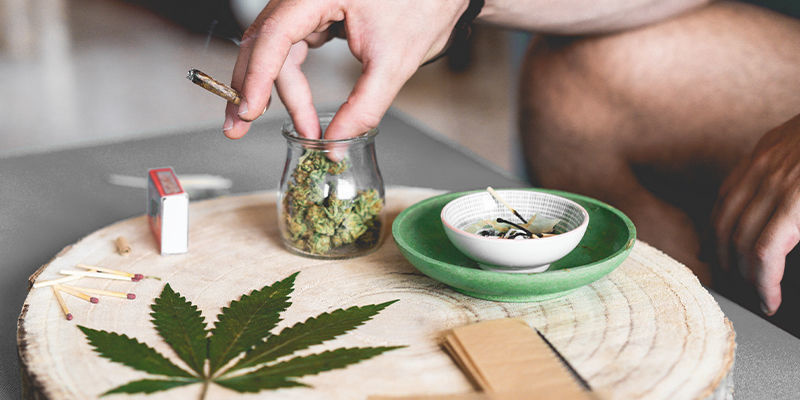 Mitä “minimalistinen stoneri” tarkoittaa? What Do We Mean By A “Minimalist Stoner”?