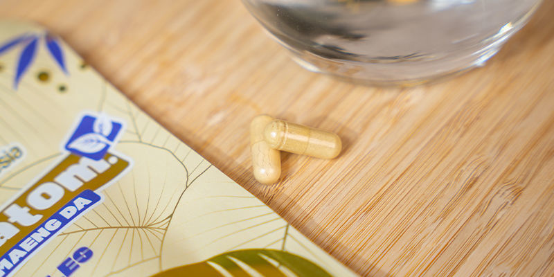 Making kratom capsules Making kratom capsules