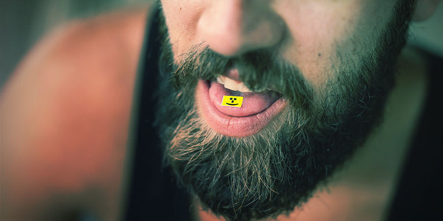 Miten LSD:tä otetaan HOW TO TAKE LSD