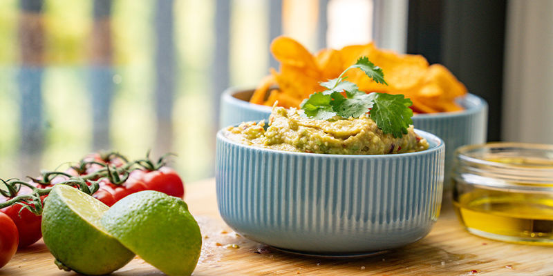 Kannabiksella maustettu guacamole Kannabiksella maustettu guacamole