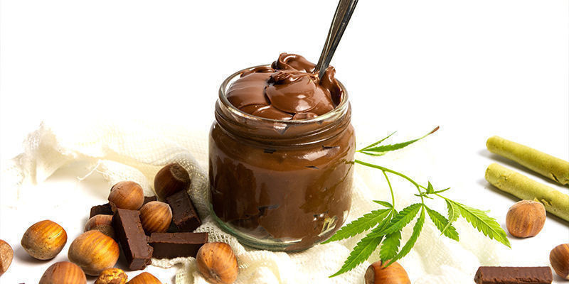 Kannabiksella infusoitu Nutella Kannabiksella infusoitu Nutella