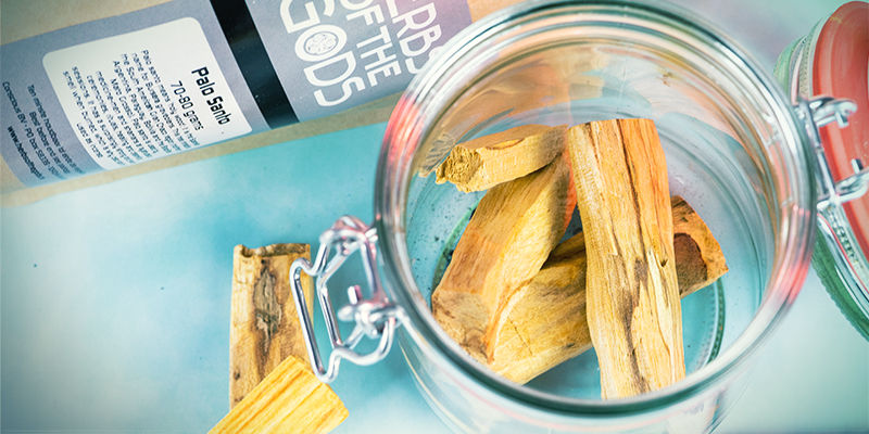 Kuinka säilyttää palo santo -puuta Kuinka säilyttää palo santo -puuta