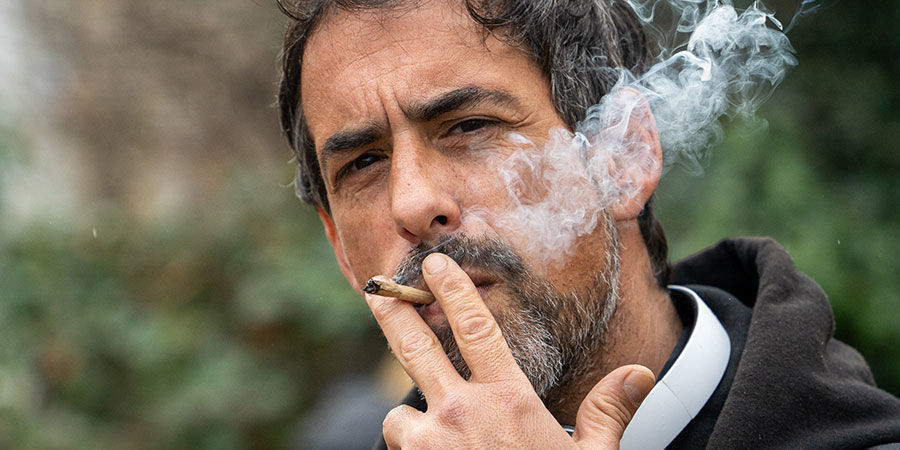 Cotton mouth: kuuluu pakettiin? Cotton mouth: Par for the cannabis course?