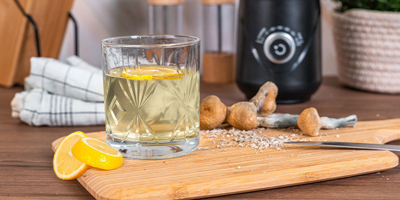 Lemon tek -shotin ottaminen Lemon tek -shotin ottaminen