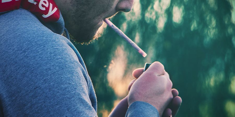 Kuinka joint sytytet&auml;&auml;n