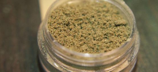 Kief: Mitä tehdä tästä kannabiksen sivutuotteesta