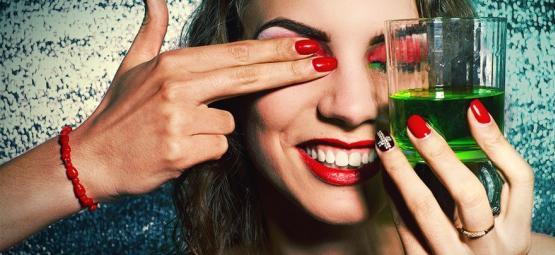 Voiko absintti aiheuttaa hallusinaatioita?